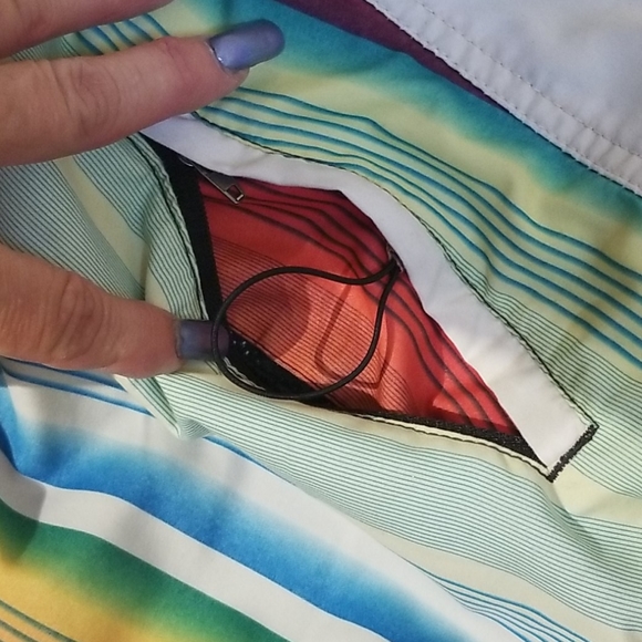 Hurley board / swim trunks 34